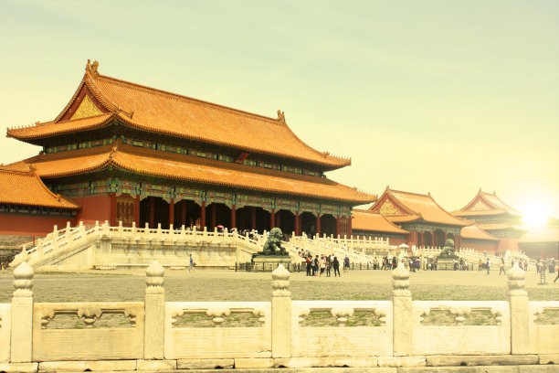 日出时分的北京故宫