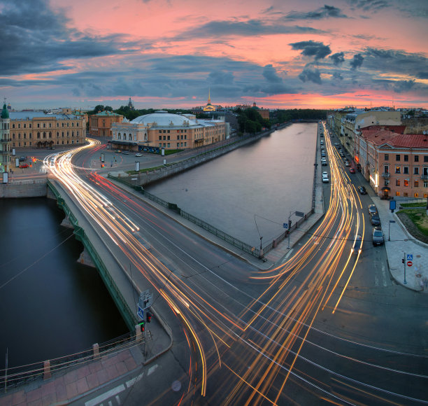 圣彼得堡城市交通