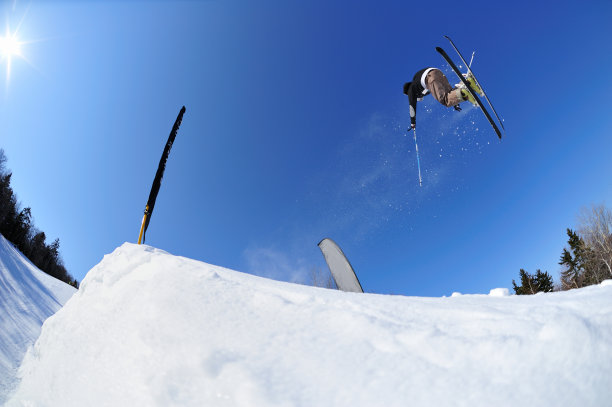 自由式滑雪空中技巧