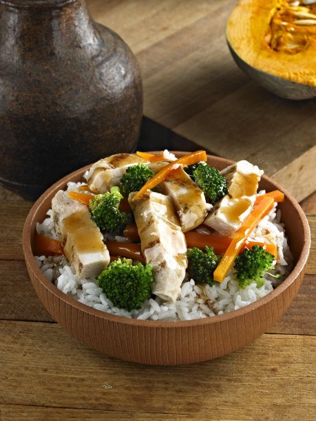 黄焖鸡米饭图片