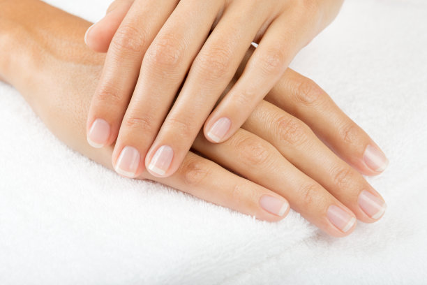 nail