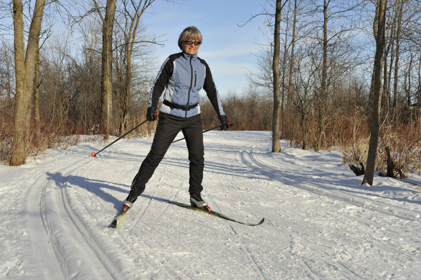女子越野滑雪