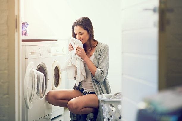 launder