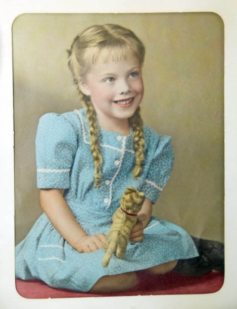 1946
