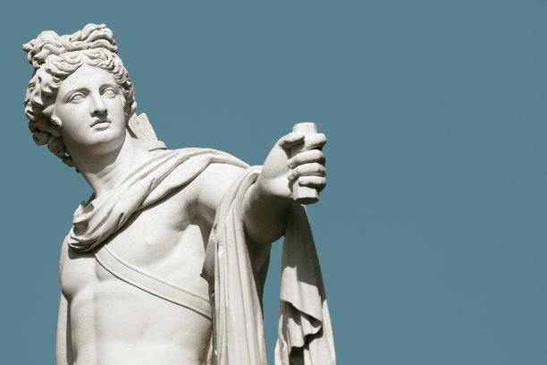 statue