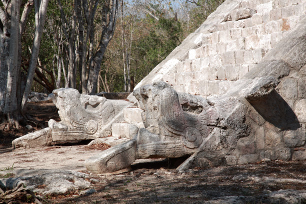 玛雅石像