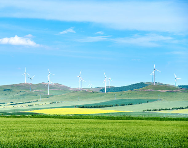 草原新能源风车