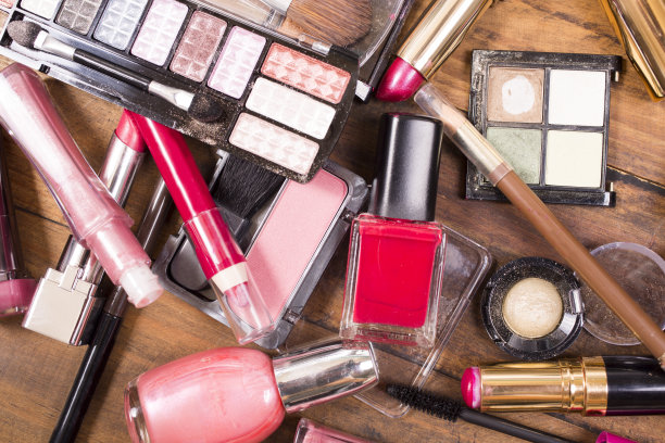 化妆师化妆品