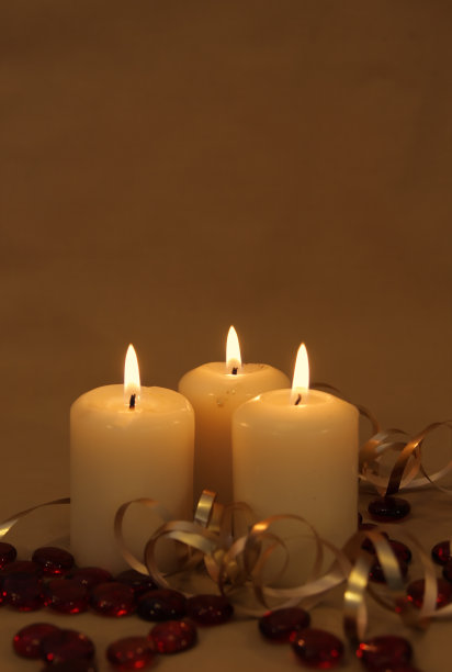 复古装饰品,红色和金色颜色