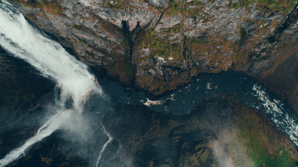 挪威瀑布