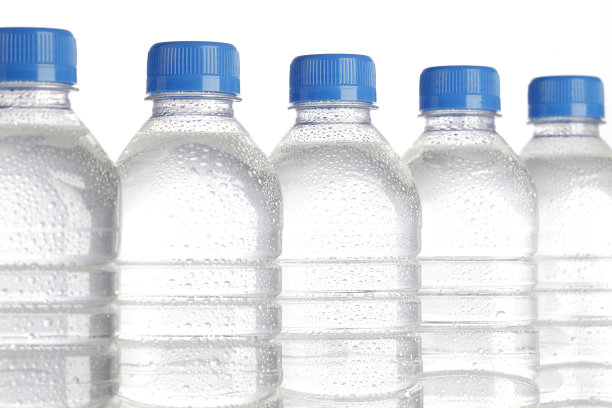 矿泉水
