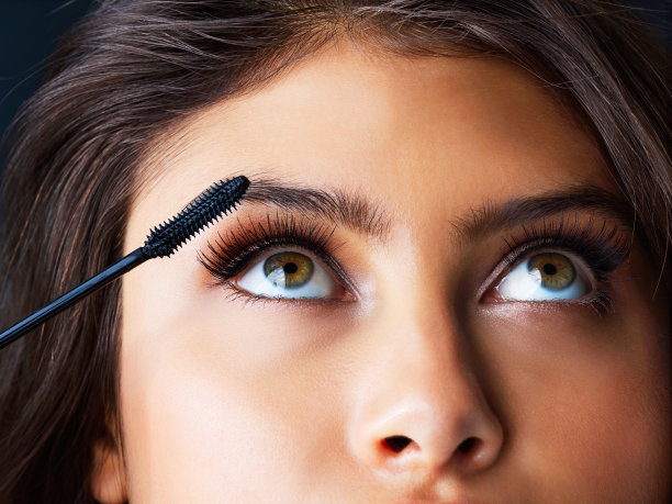 mascara