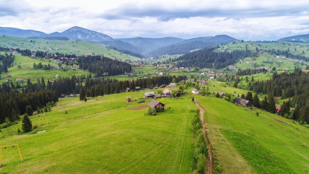 乡村路,山谷,卡帕锡安山脉