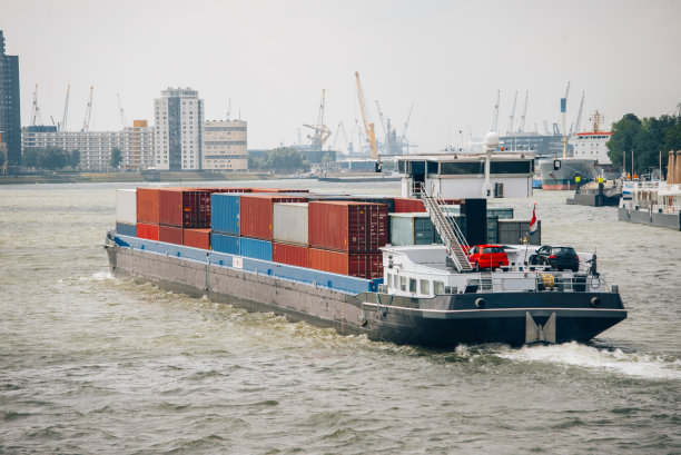 barge