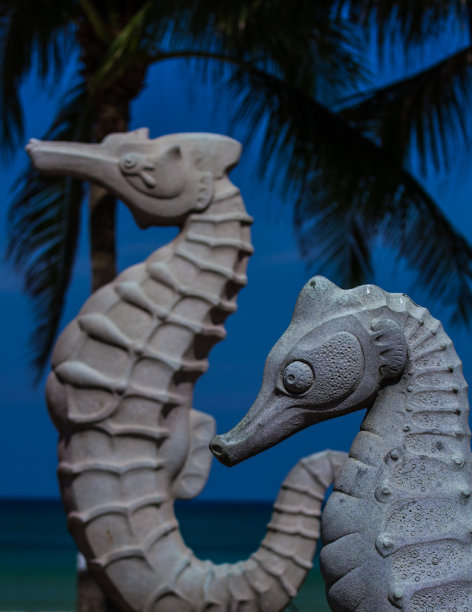 水族人物雕塑