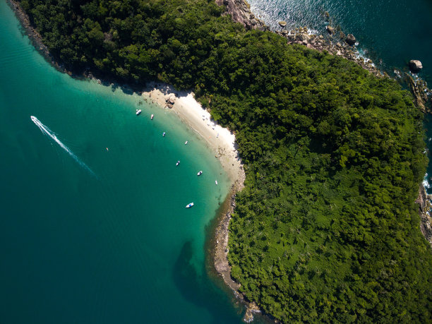shoreline