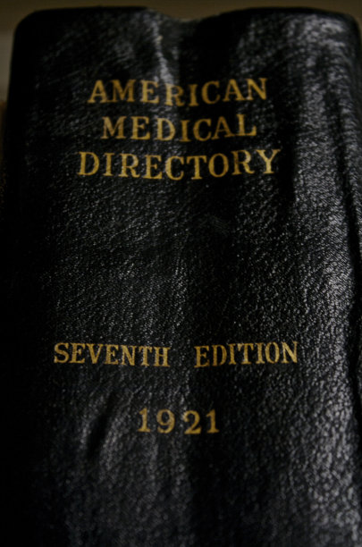 1921