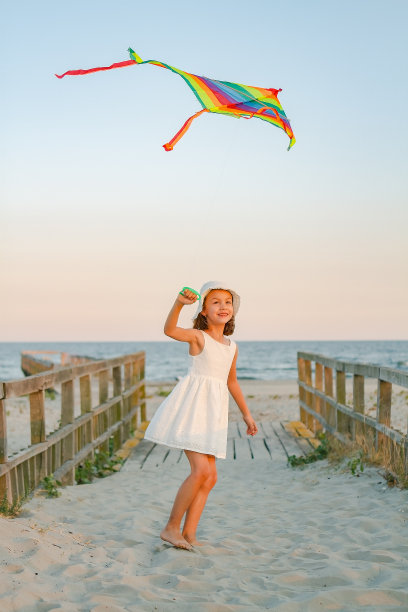 一个女孩在放风筝