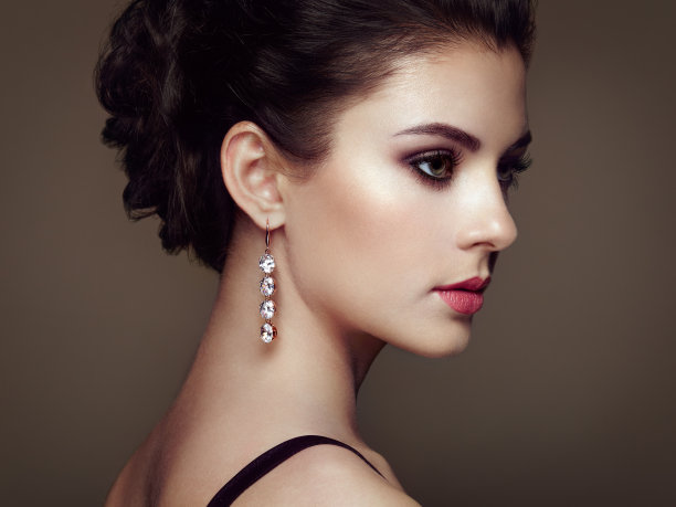 earring