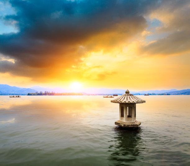 杭州西湖的夕阳美景