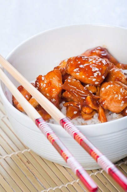 宫保鸡丁盖饭
