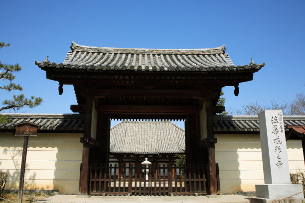 日本寺院大门