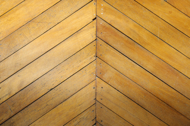 棕色方块木地板