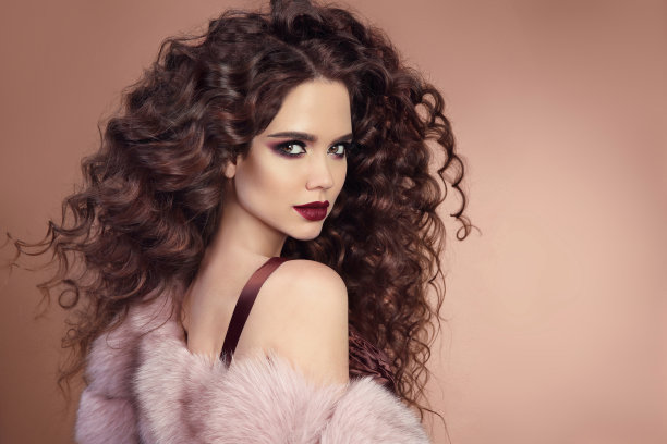 curly