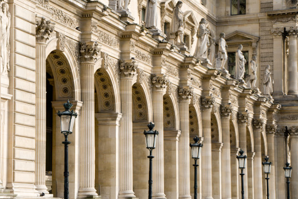 louvre
