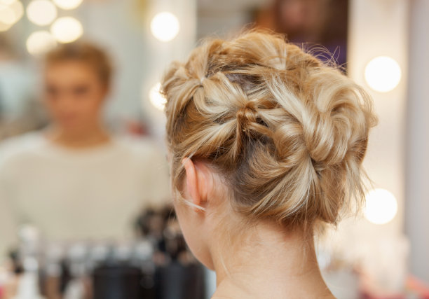 hairstyle