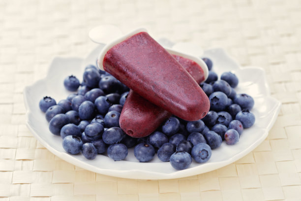 冰冻酸奶,蓝莓冰淇淋,甜点心