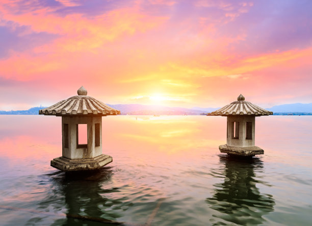 杭州西湖的夕阳美景