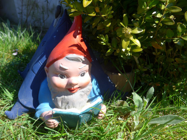 书本造型景观雕塑