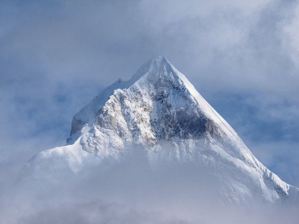 雪岩