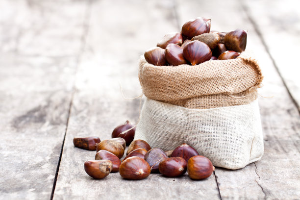 chestnut