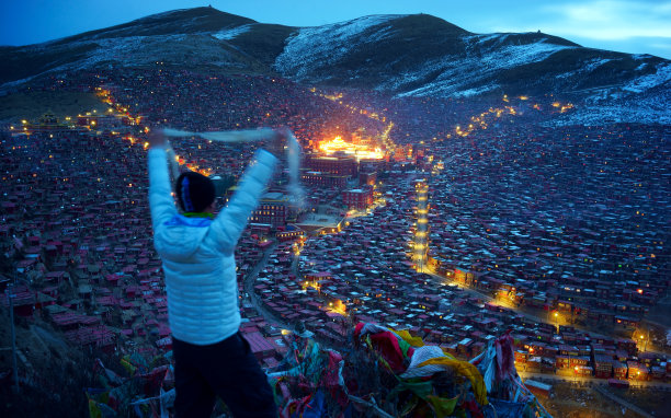 甘孜州地标建筑