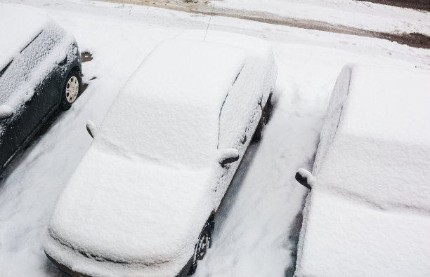 雪停了