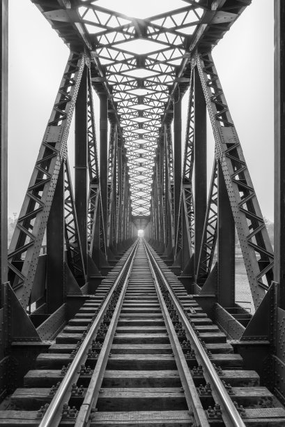 monochrome