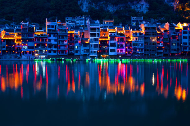 凤凰古城夜景
