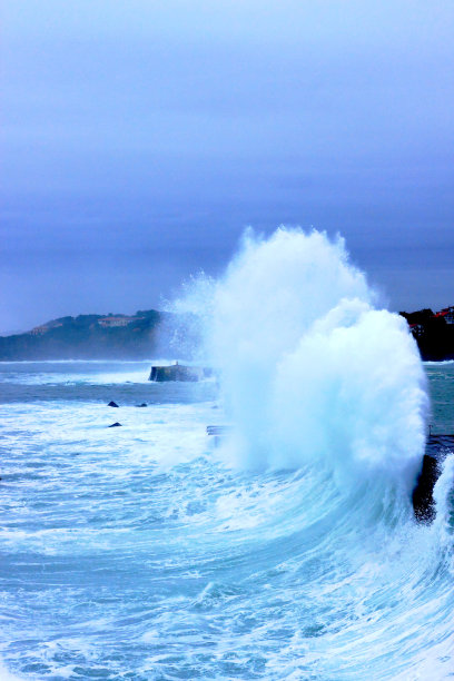tsunami