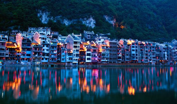 凤凰古城夜景