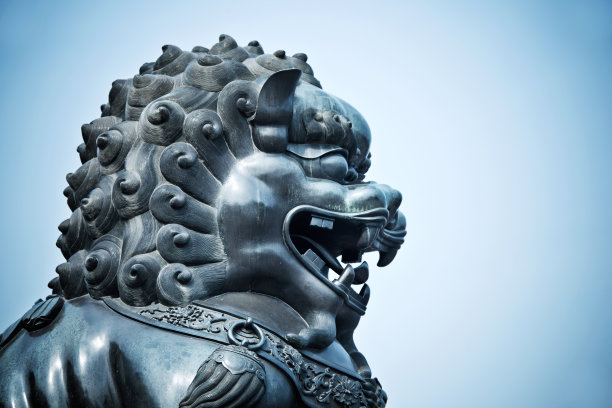 北京颐和园青铜狮子
