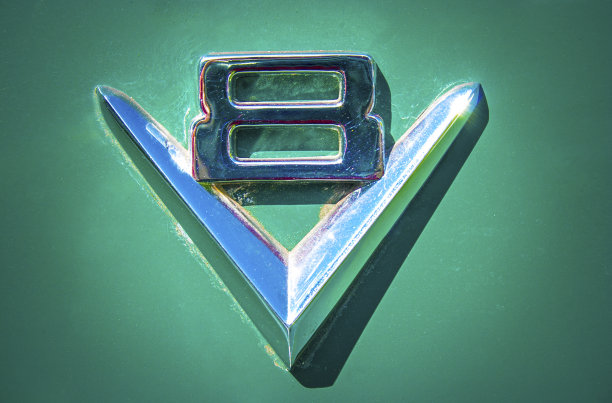 v8