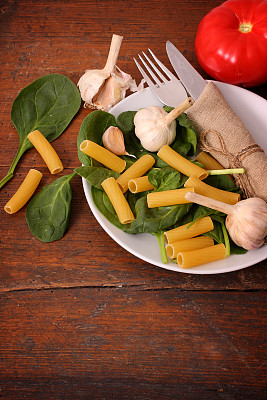 竖版健康食堂文化墙