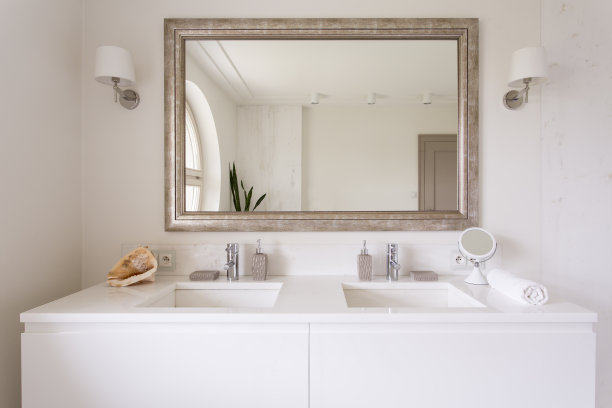 mirror