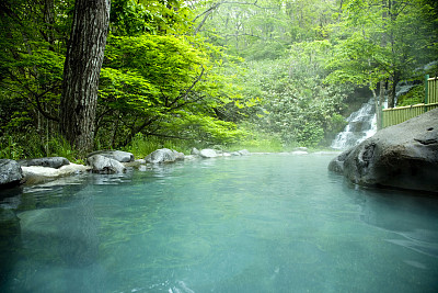 温泉度假村