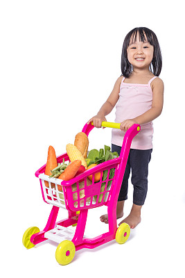 购买蔬菜的儿童