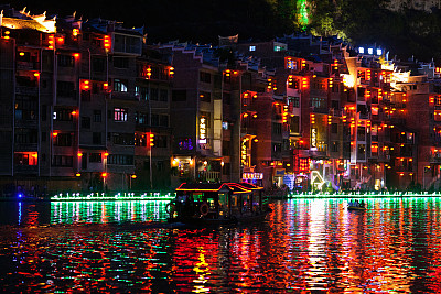 凤凰古城夜景
