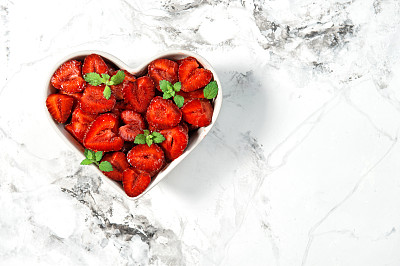 爱心草莓