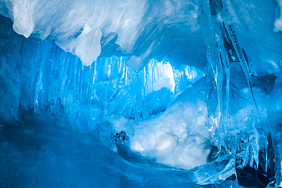 cave